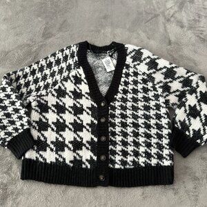 Torrid Black and White Houndstooth Cardigan